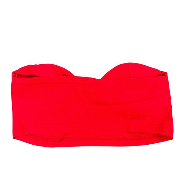 Pretty Little Thing Women's Cherry Red Stretch Woven Bandeau Crop Top Size 4 - Picture 3 of 6
